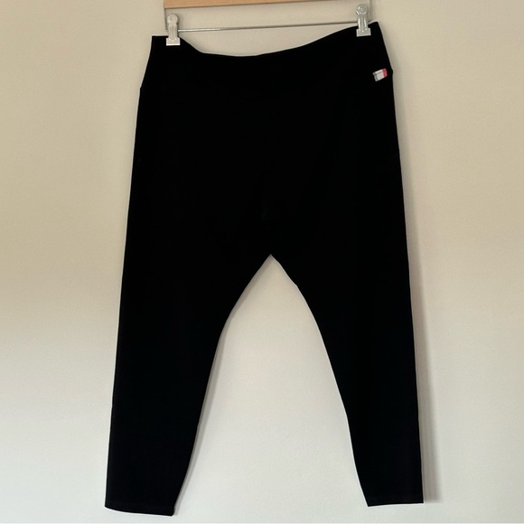 Province of Canada | Black Everyday Leggings | XXL - Picture 2 of 7